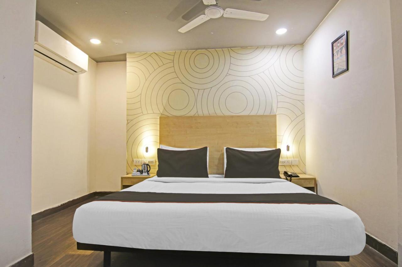 Hotel Collection O Slf Mall Sector 30 Faridabad Exterior foto