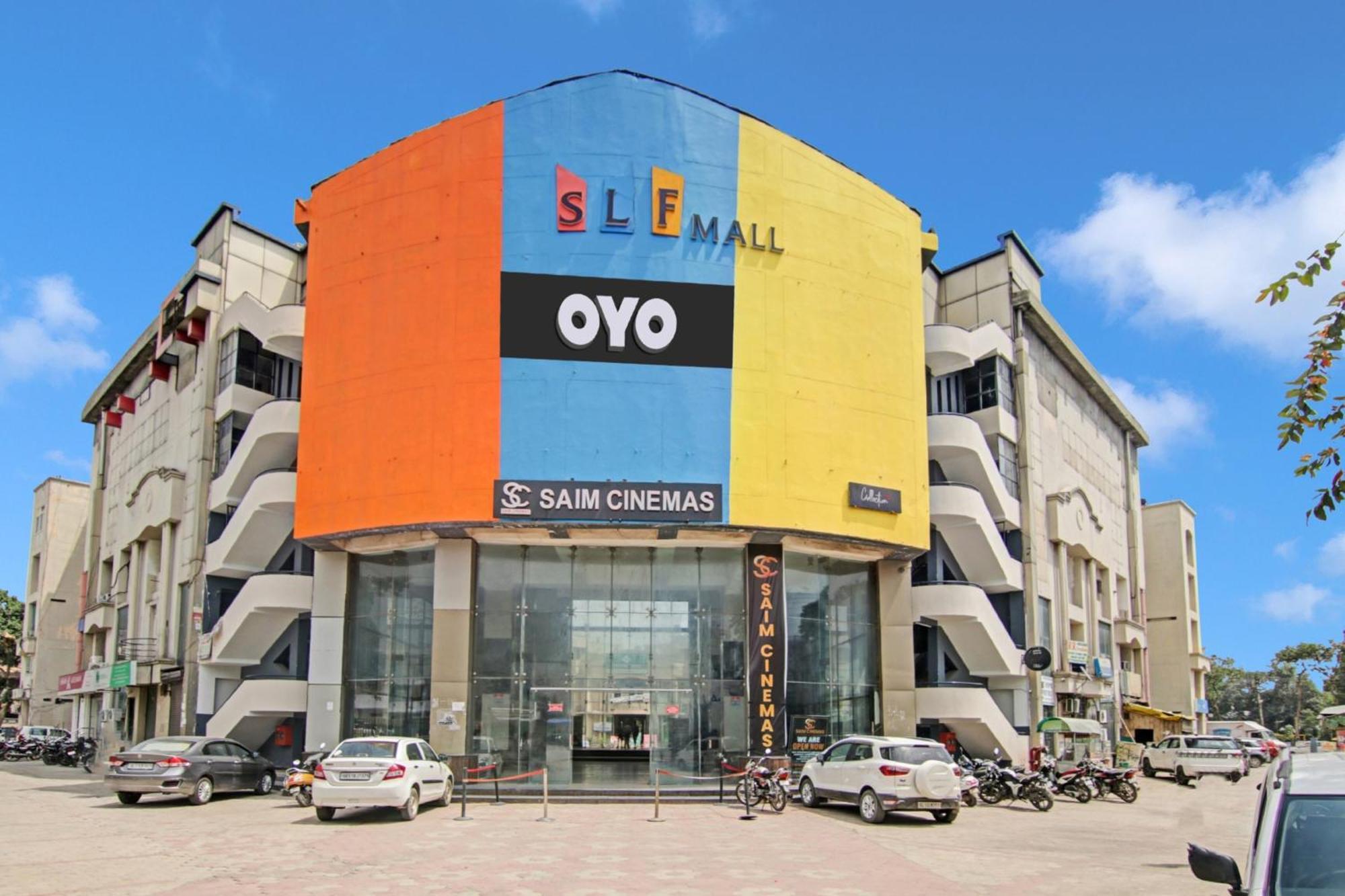 Hotel Collection O Slf Mall Sector 30 Faridabad Exterior foto
